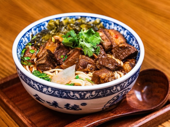 Shocking! Lanzhou Beef Noodle brands have expanded their reach to over 60 countries.  ���@���m��ţ������Ʒ�ƾ�Ȼݗ��60����(g��)����
